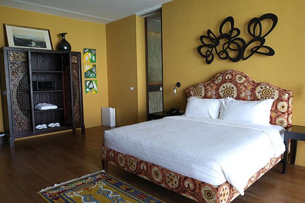 Exquisite Villa In Kamala