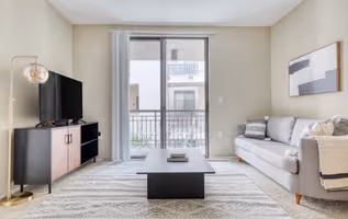 North Alameda St Apartment