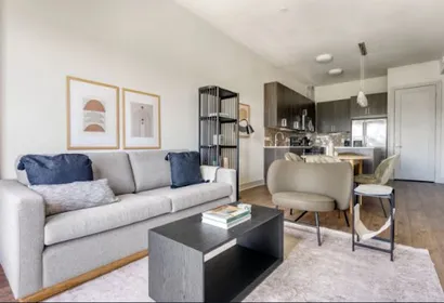 W 7th St Serviced Apartment