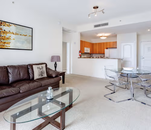 South Dixie Hwy Serviced Apartment