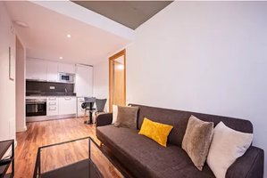 Roma Entresuelo A Serviced Apartment