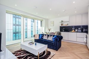 Royal Arsenal Apartment