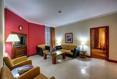 Al Muraqqabat Street Serviced Apartment, Diera