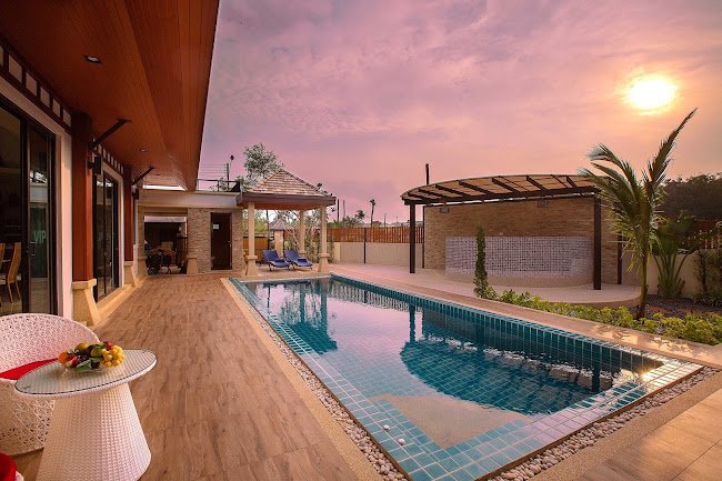 Charming Villa In Rawai Beach