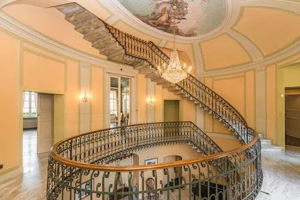 LAKE COMO HISTORIC LUXURY VILLA- 1200M2 OF PURE SPLEDOUR