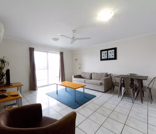 Denham Street Serviced Apartment