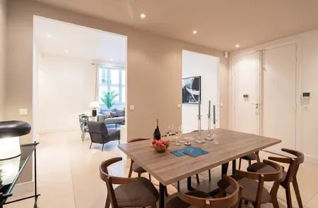 PRESTIGE OF PARIS 8TH NEXT TO CHAMPS ELYSEES