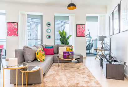 Sophisticated Three Bedroom In Burj Views Tower