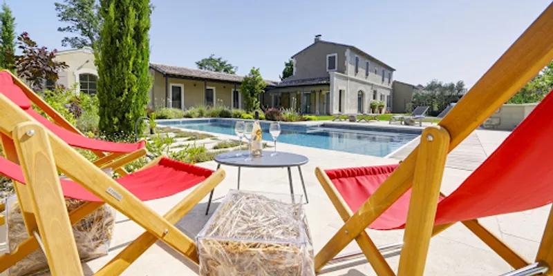 A Cozy Villa Retreat Near St Remy de Provence