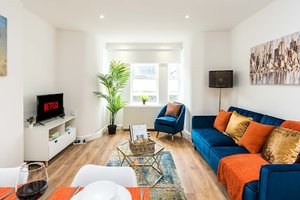 Modern 2 Bedroom Apartment in Central Croydon