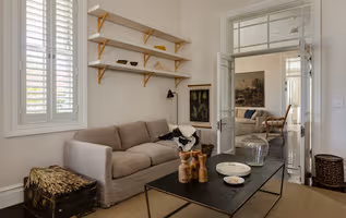 Van Kamp Street Serviced Apartment