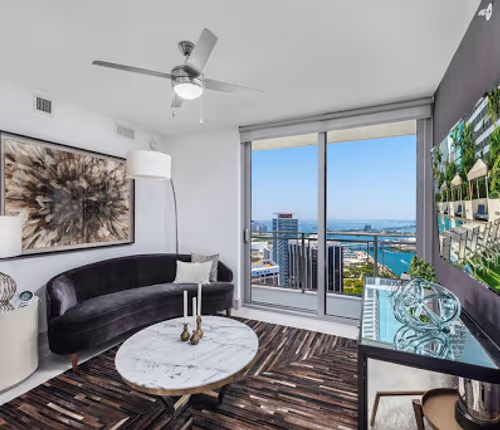 SE 2nd Ave Apartment 1