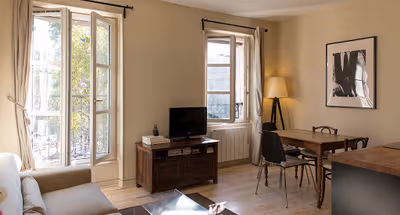 Rue de Rivoli Serviced Apartment