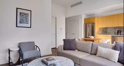 Amsterdam Ave Serviced Apartment