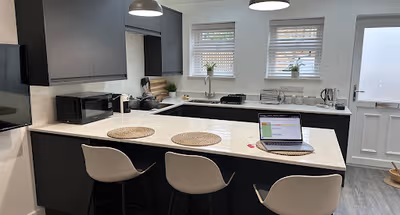 Fully equipped kitchen in 2 bed at (TOW8a) Tower Hide 1p