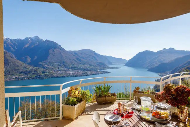 LUXURIOUS GIO PONTI VILLA-LAKE COMO & MOUNTAIN VIEWS