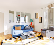 A Walk To The Magnificent Sacre Coeur