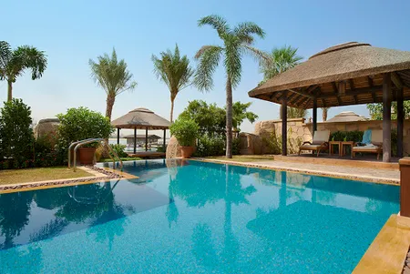 East Crescent 3 Bedroom Villa