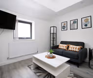 City Rd by Mia Living