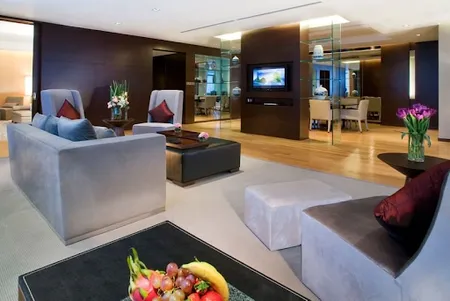 Yan'an Road Serviced Apartments