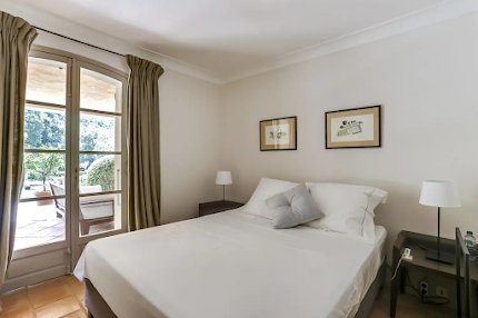 600M2 JEWEL IN THE HILLS OF GRIMAUD