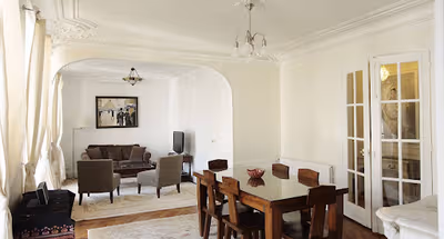Tranquil 84sqm. Apt. in the hear of Champs Elysees