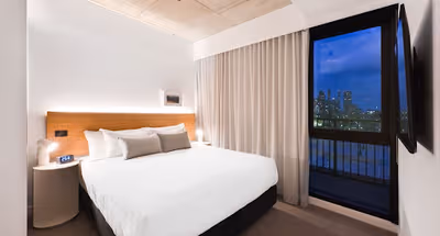 Docklands Serviced Apartment