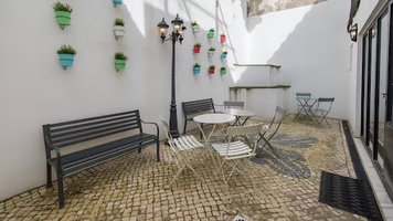 Hangout Serviced Apartments