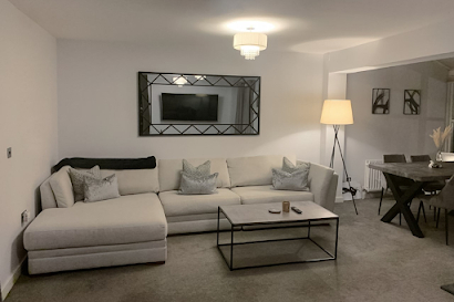 Brentwood Serviced Apartment at Thesquare