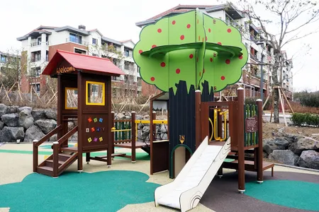Comfy living area at Somerset Jeju Shinhwa World
