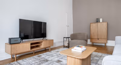 Treuchtlinger Straße Service Apartment