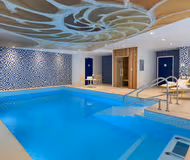 Confluent Nantes pool side