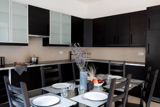 165M2 LAVISH ABODE-AVE MONTAIGNE & CHAMPS ELYSEES