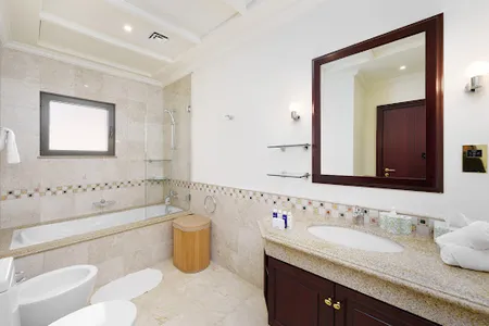 Opulent 6 bedroom  Villa In Palm
