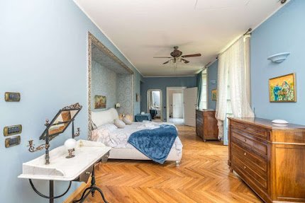 LAKE COMO HISTORIC LUXURY VILLA- 1200M2 OF PURE SPLEDOUR