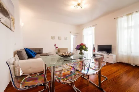 Operngasse Premium in "Your Vienna"