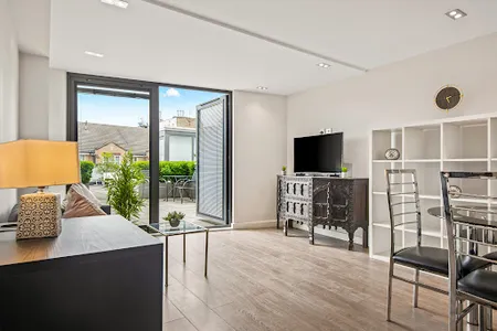 Living room at Hoxton Apartments by Mysquare