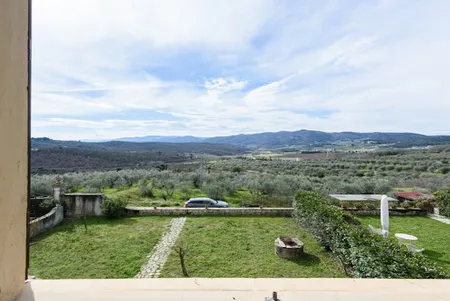 500M2 LUXURY WITH A VIEW OVER THE TUSCAN HILLS