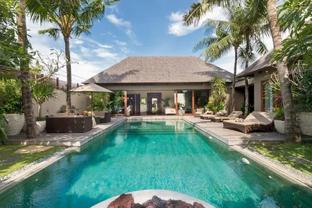 Spacious and Stylish Eshara Villa