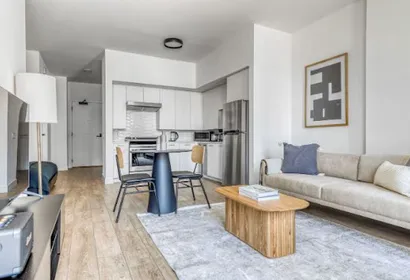 W Madison Street Serviced Apartment