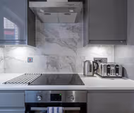 Stunning 1 Bed Merchant City Apartment with Parking