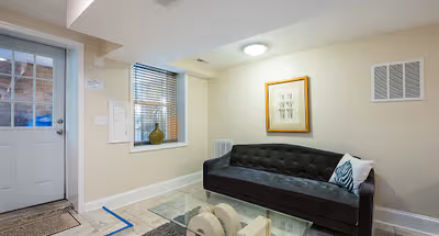 5th Street NE Unit 1