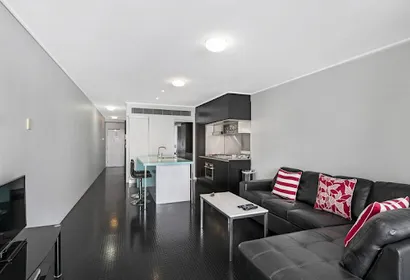Robertson Street Apartments II