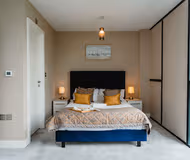 The Glass House VIP Luxury Duplex Stay - Gym, Cinema & Gaming room