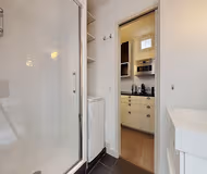 A STONES THROW FROM PLACE DES TERNES & PLACE D'ETOILE