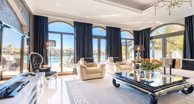 Dazzling Beachfront 5 Bedroom Villa