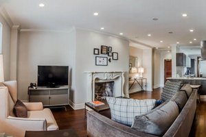 1BR Walton Apartment