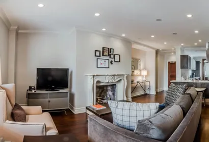 1BR Walton Apartment