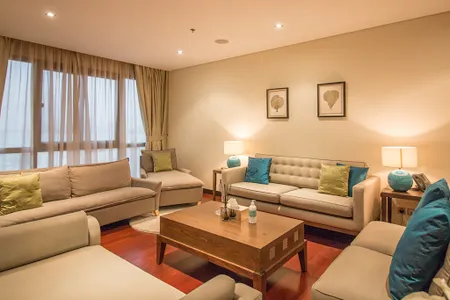 East Crescent Road Serviced Apartment