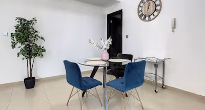 Fantastic Dec Tower 2 Apartment